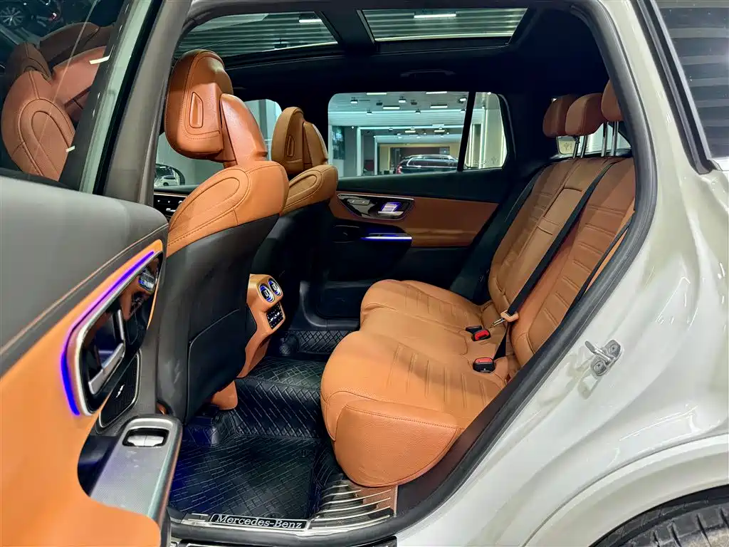 Mercedes-Benz GLC 2025 GLC 260 L 4MATIC luxury model купить на сайте DeffCars