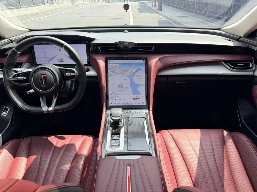 Hongqi H5 2025 2.0T automatic Xuanying 2 million units commemorative edition купить на сайте DeffCars