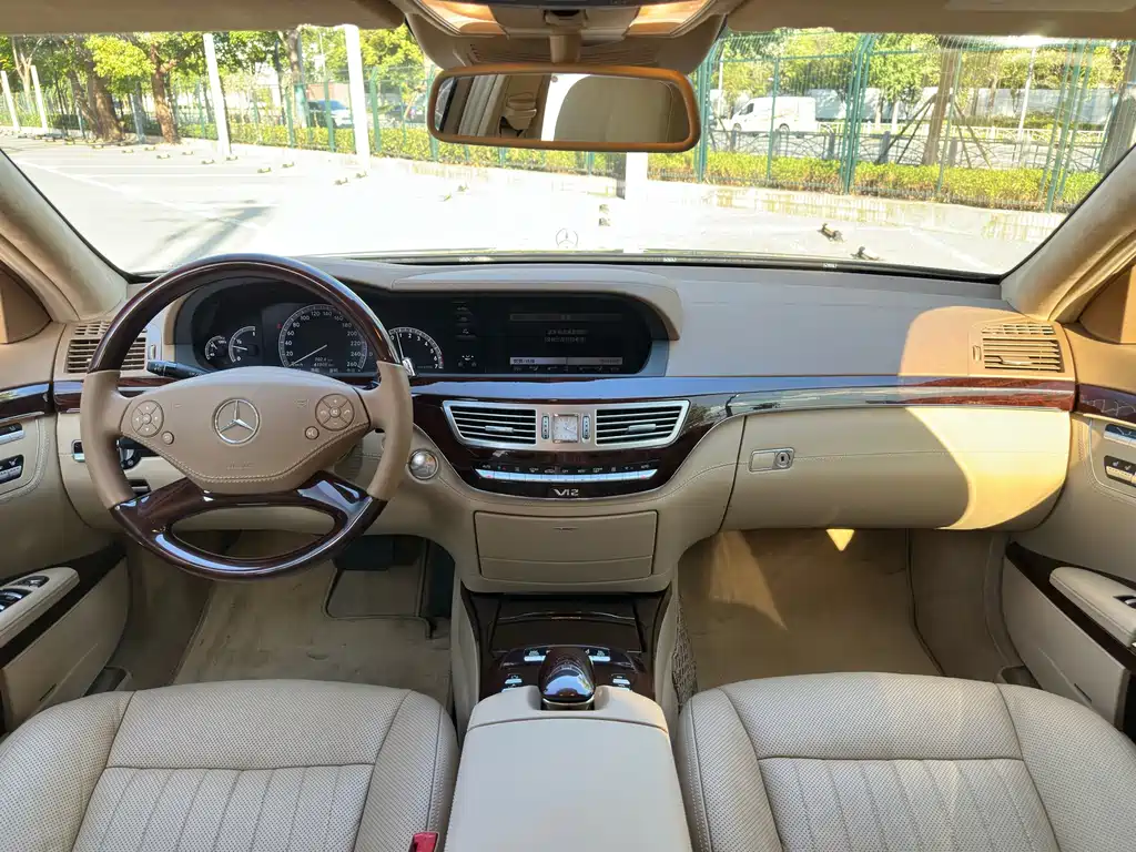 Mercedes S-Class 2010 S 600L купить на сайте DeffCars