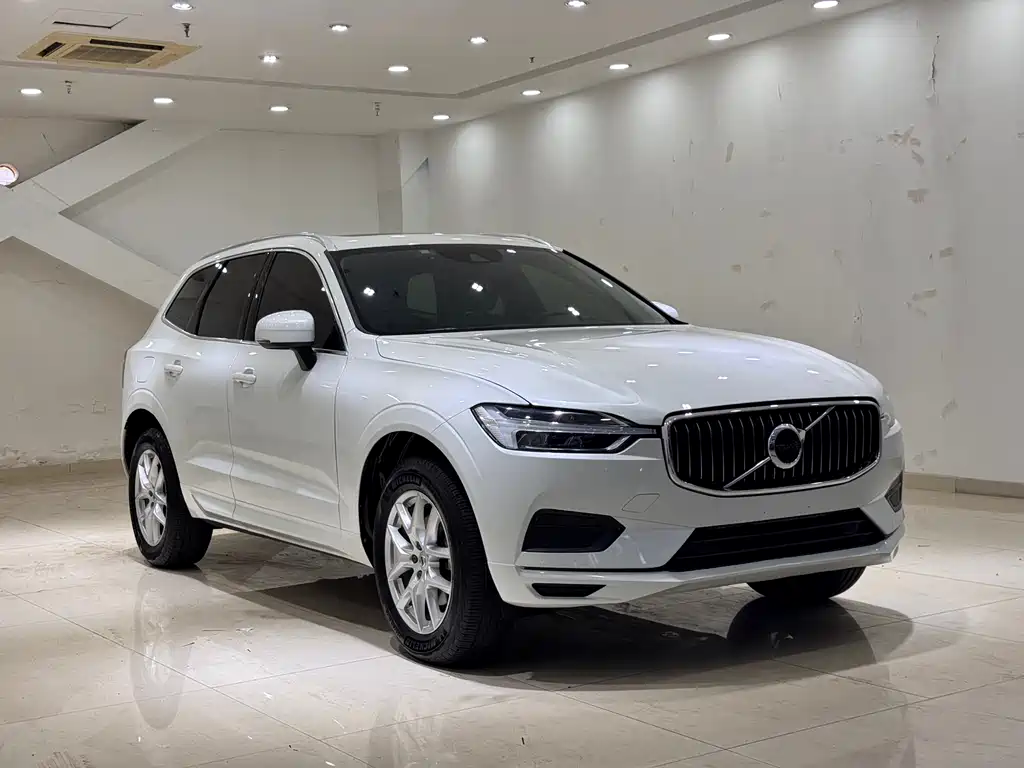 Volvo XC60 2019 T5 Four-wheel Drive Smart Edition National V купить на сайте DeffCars