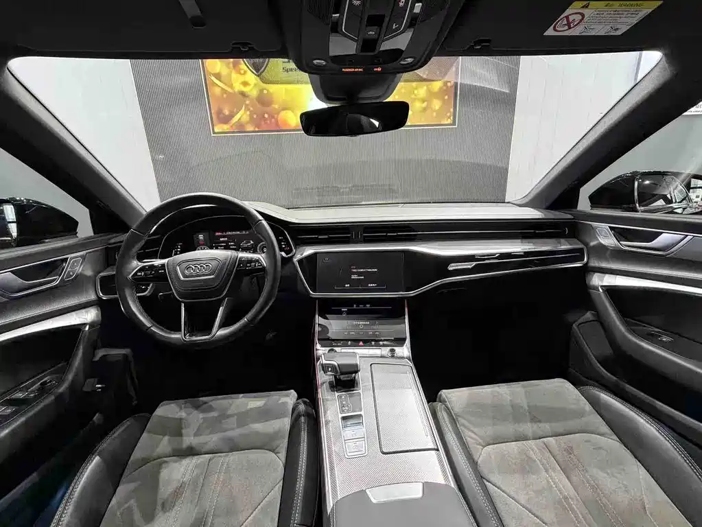Audi A6L 2023 40 TFSI luxury and dynamic model купить на сайте DeffCars