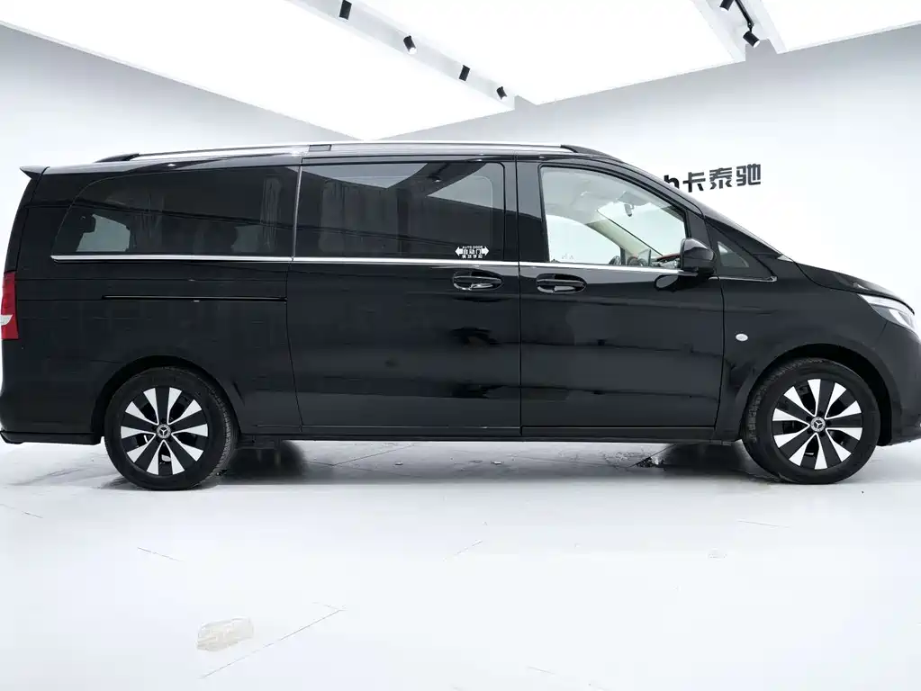 Vito 2021 2.0T Business Edition 7 seats купить на сайте DeffCars