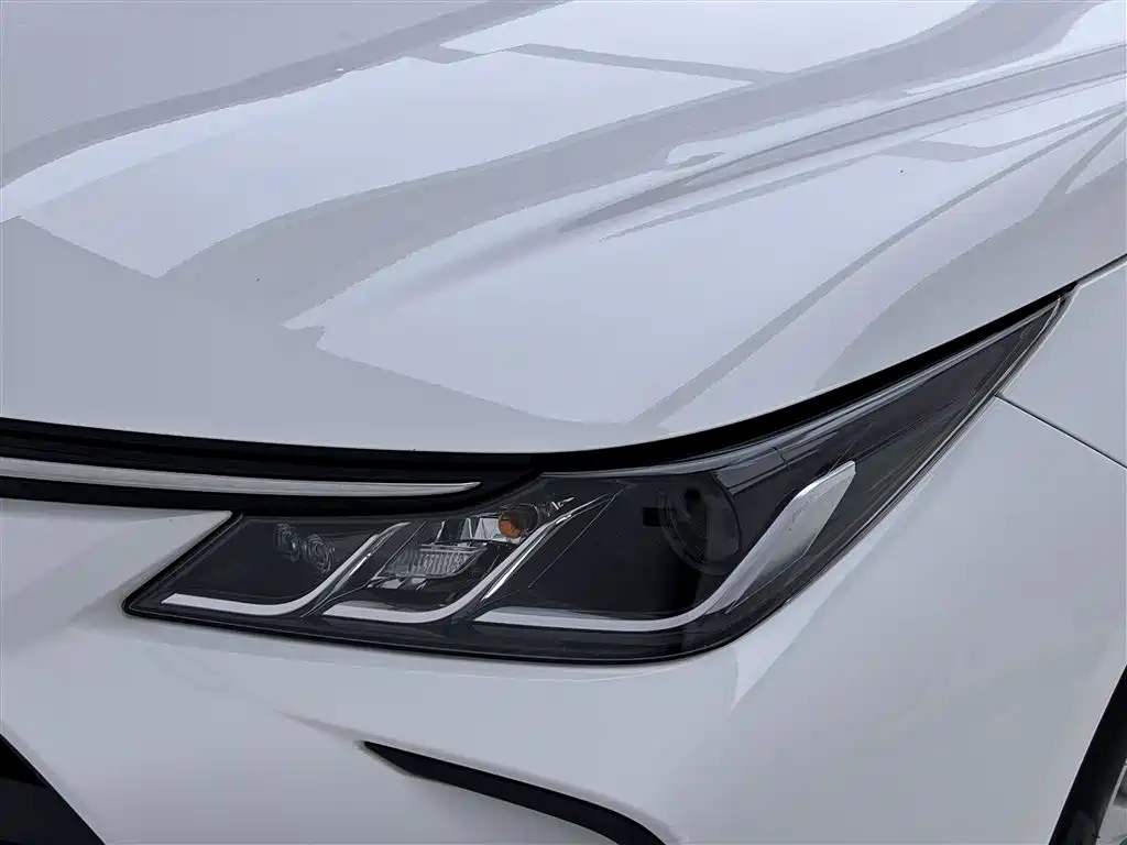Corolla 2019 1.2T S-CVT GL Pioneer Edition купить на сайте DeffCars