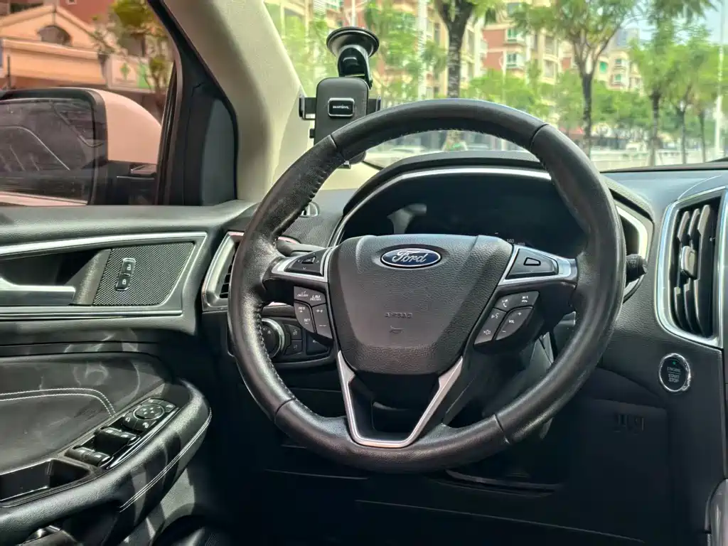 Ruijie 2018 EcoBoost 245 2WD Hao Rui 7-seater National VI купить на сайте DeffCars