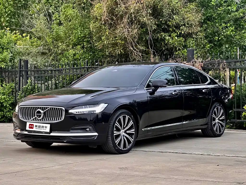 Volvo S90 2022 B5 Zhiya Luxury Edition купить на сайте DeffCars