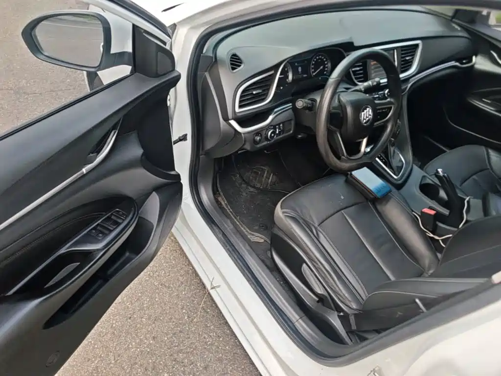 Yinglang 2015 15N automatic luxury model купить на сайте DeffCars