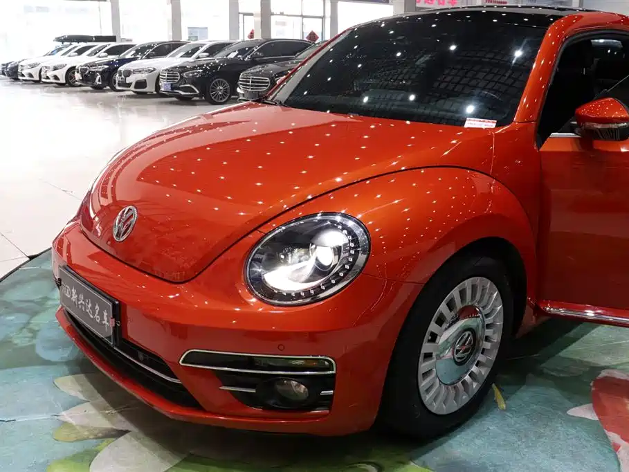 Beetle 2018 180TSI Ledong Orange Edition купить на сайте DeffCars