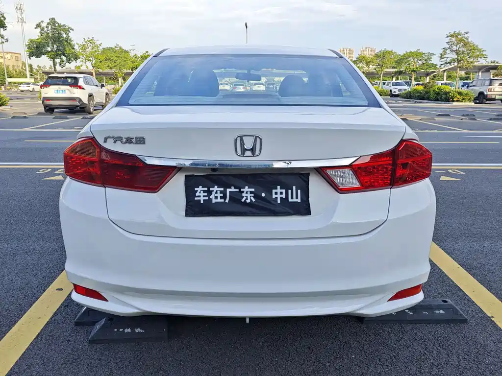 Fengfan (City) 2017 1.5L CVT Comfort Edition купить на сайте DeffCars