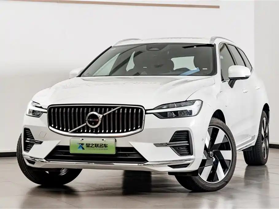 Volvo XC60 plug-in hybrid 2025 plug-in hybrid long-range four-wheel drive Zhiya luxury version купить на сайте DeffCars