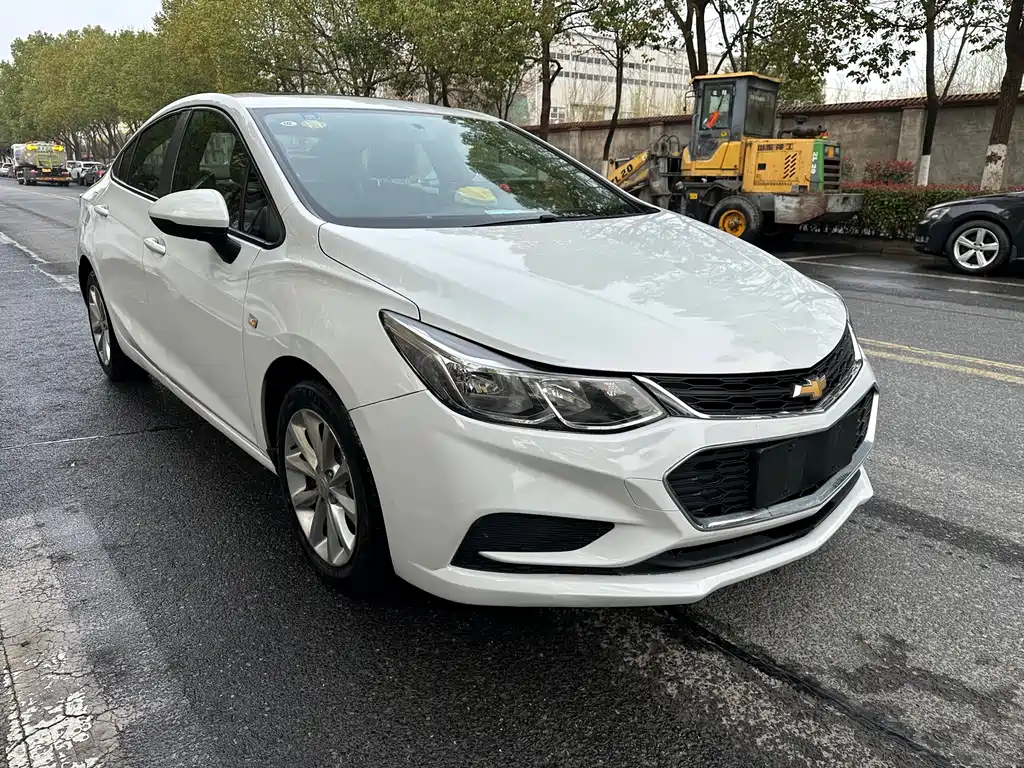 Cruze 2018 320 Automatic Pioneer Sunroof Edition купить на сайте DeffCars