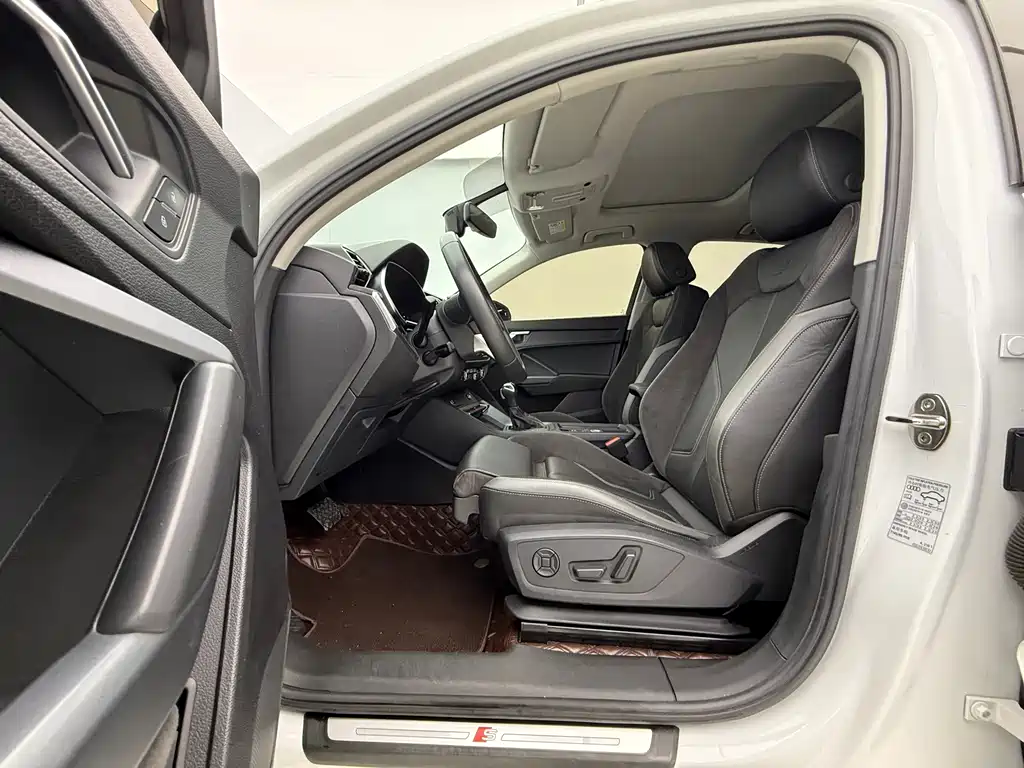 Audi Q3 Sportback 2022 35 TFSI Enterprising купить на сайте DeffCars