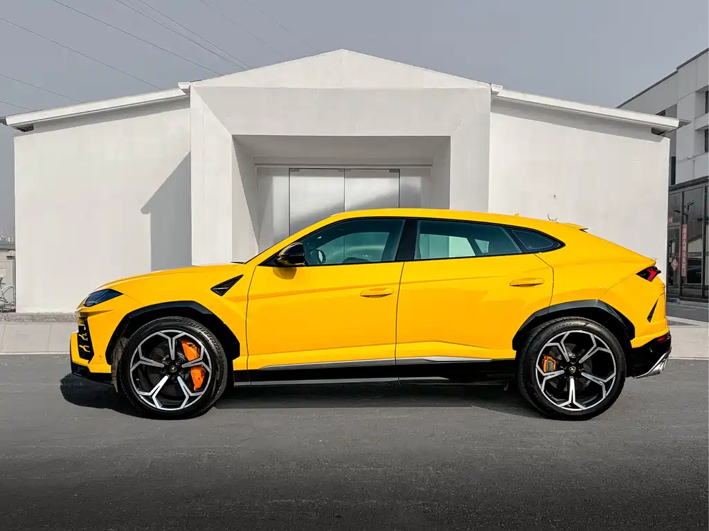 Urus 2021 4.0T V8 купить на сайте DeffCars