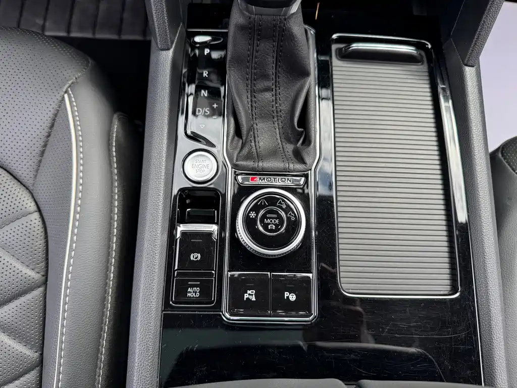 Touron 2019 Touron X 530 V6 four-wheel drive supreme flagship version купить на сайте DeffCars