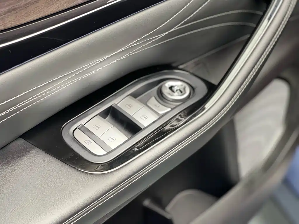 Xingtu Lanyue 2021 400T 2WD Xingrui Pro version 7 seats купить на сайте DeffCars