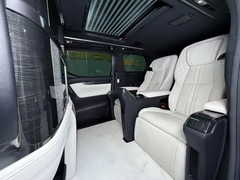 Lexus LM 2020 300h four-seat Royal Edition купить на сайте DeffCars