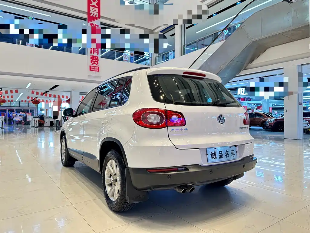 Tiguan 2012 1.8TSI automatic two-wheel drive fashion version купить на сайте DeffCars