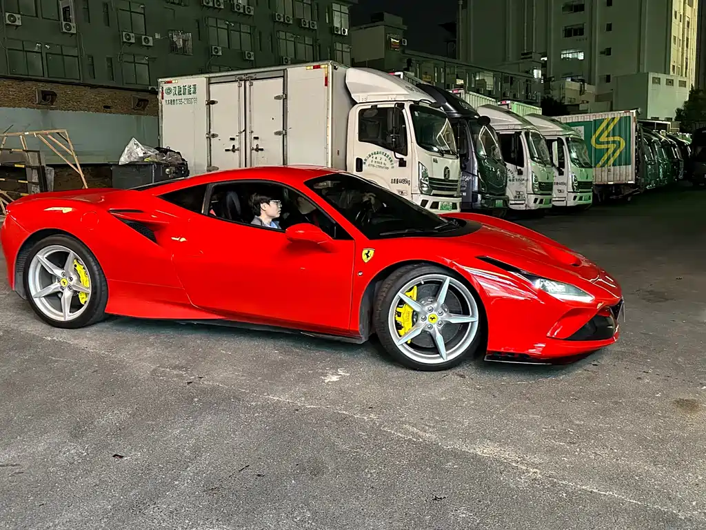 Ferrari F8 2019 Tributo 3.9T V8 купить на сайте DeffCars