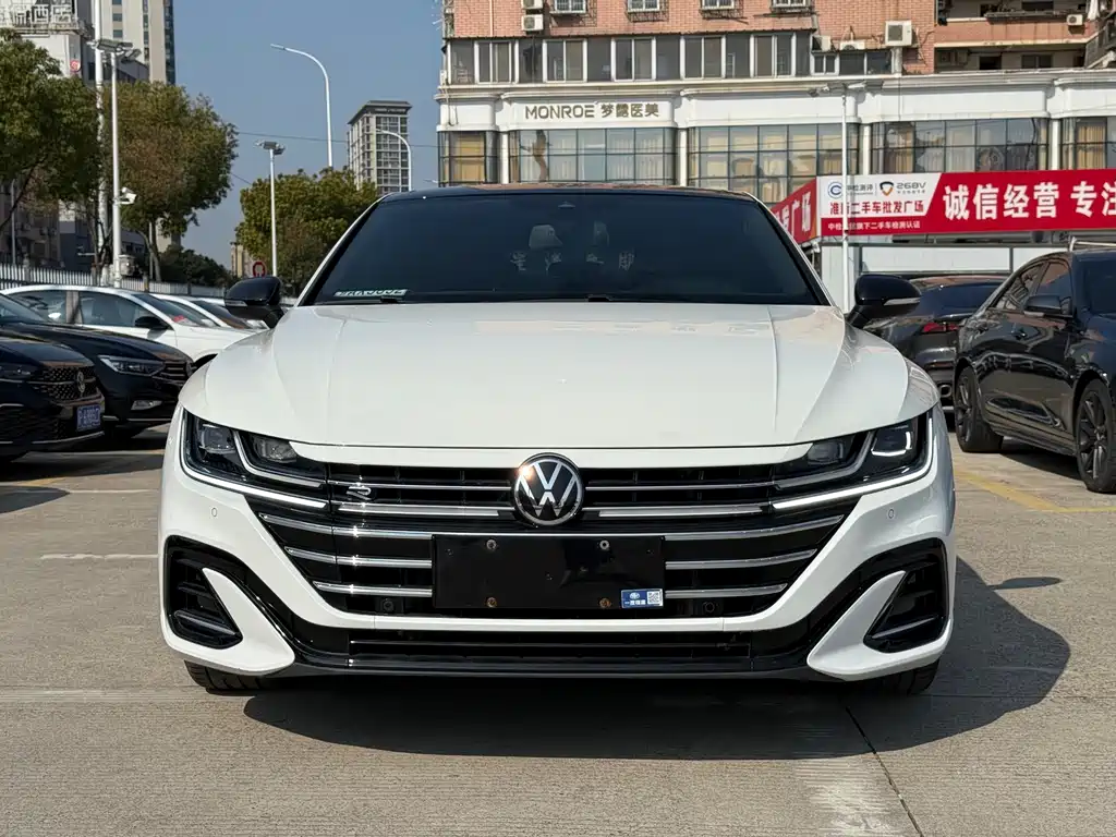 FAW-Volkswagen CC 2021 380TSI eye-catching version купить на сайте DeffCars