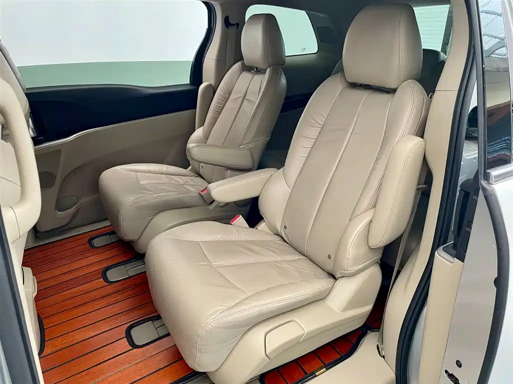 Buick GL8 2017 25S luxury model National V купить на сайте DeffCars