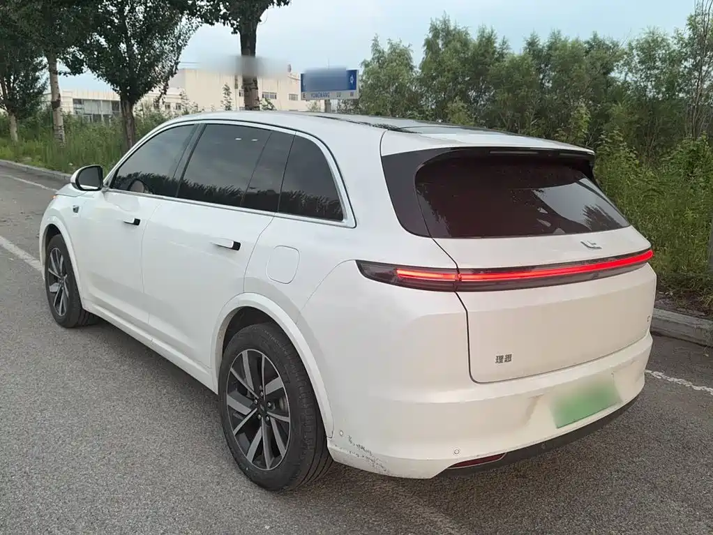 Ideal L7 2023 Pro купить на сайте DeffCars