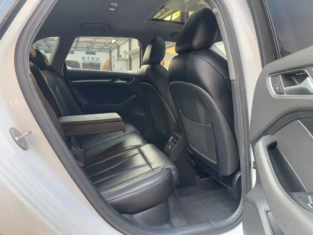 Audi A3 2019 Sportback 40 TFSI Sports National VI купить на сайте DeffCars