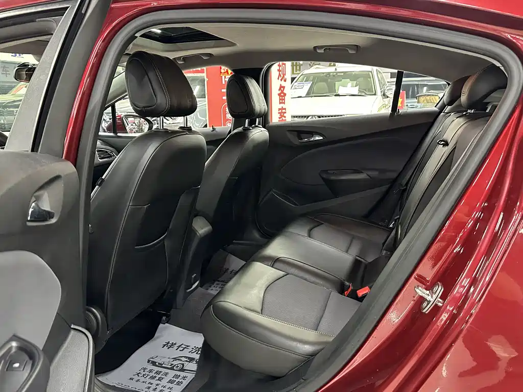 Cruze 2017 1.5L hatchback automatic front version купить на сайте DeffCars