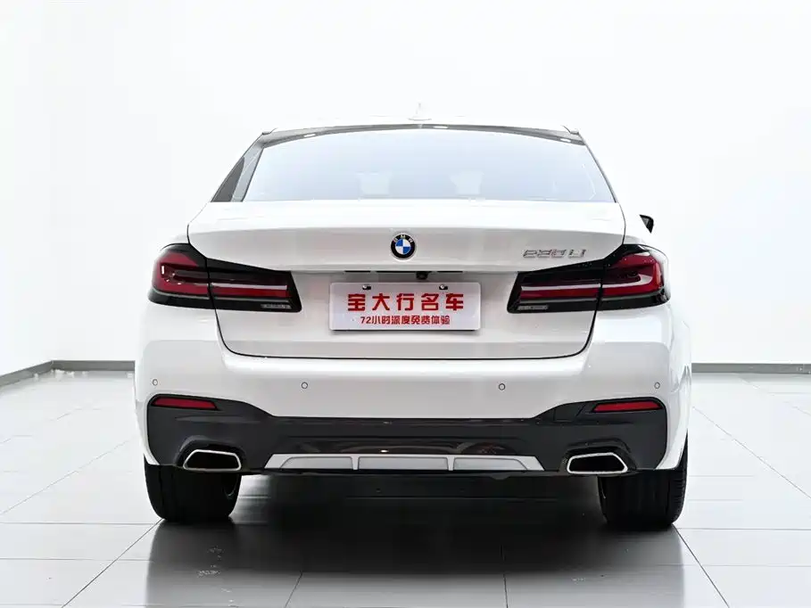 BMW 5 Series 2023 530Li Leading M Sports Package купить на сайте DeffCars