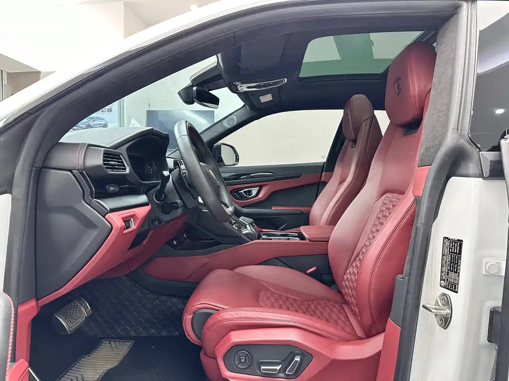 Urus 2021 4.0T V8 купить на сайте DeffCars