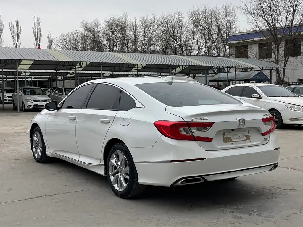 Accord 2018 260TURBO Deluxe Edition National V купить на сайте DeffCars