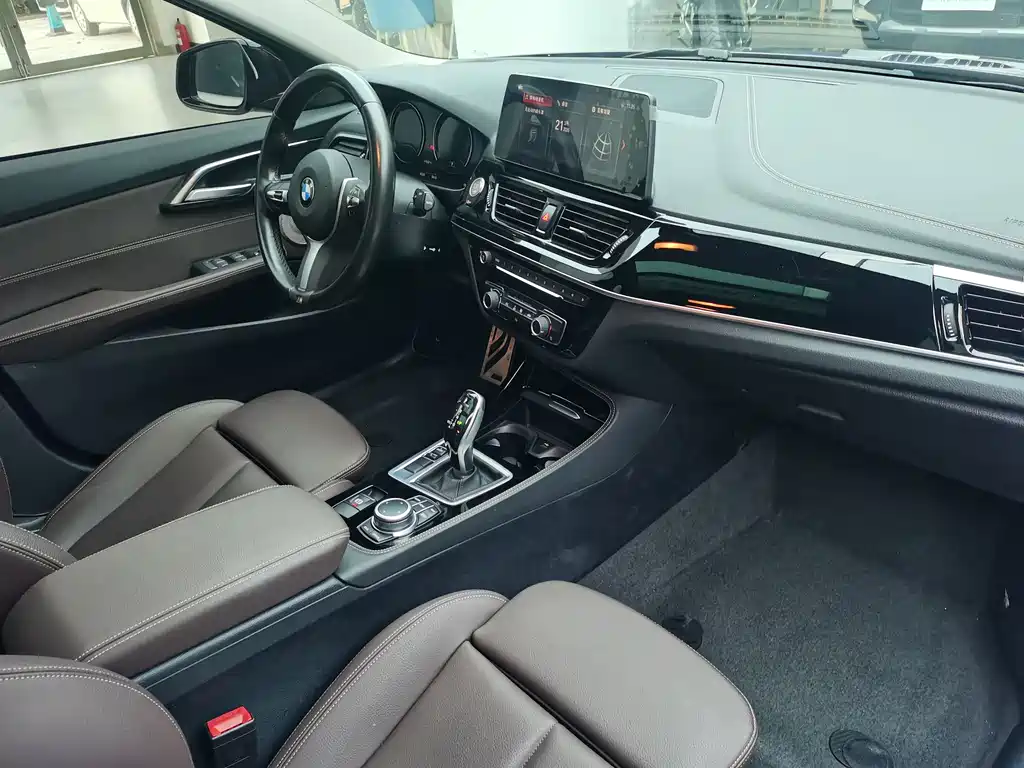 BMW 1 Series 2021 120i M Sports Night Edition купить на сайте DeffCars