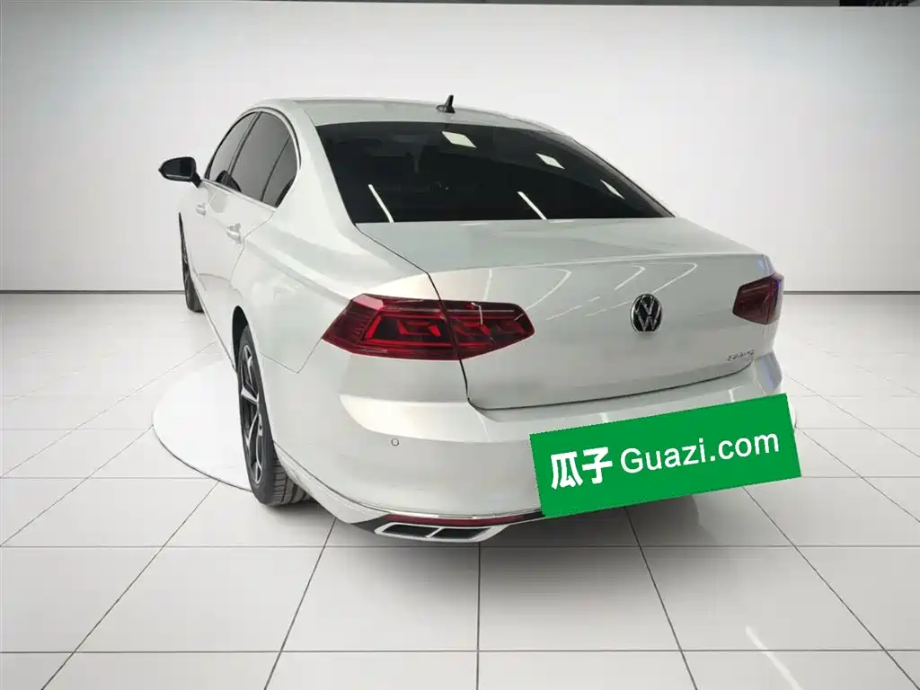 Magotan 2023 2 million commemorative edition 330TSI DSG luxury model купить на сайте DeffCars