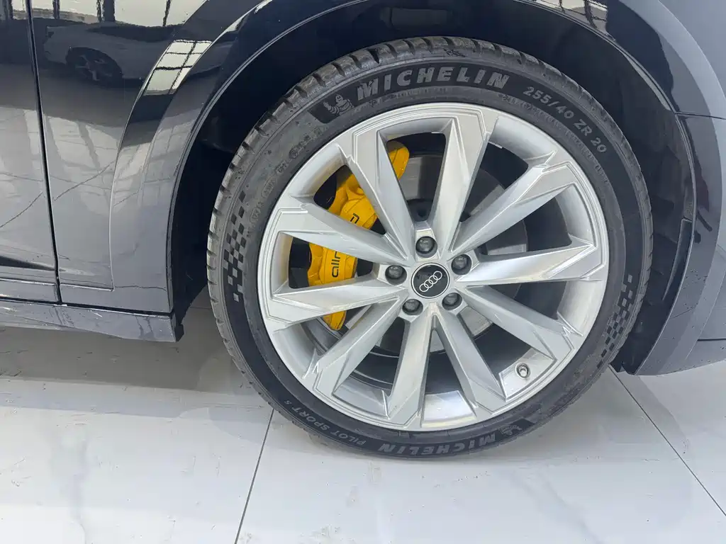 Audi A6 imported 2023 allroad quattro 55 TFSI exclusive off-road model купить на сайте DeffCars