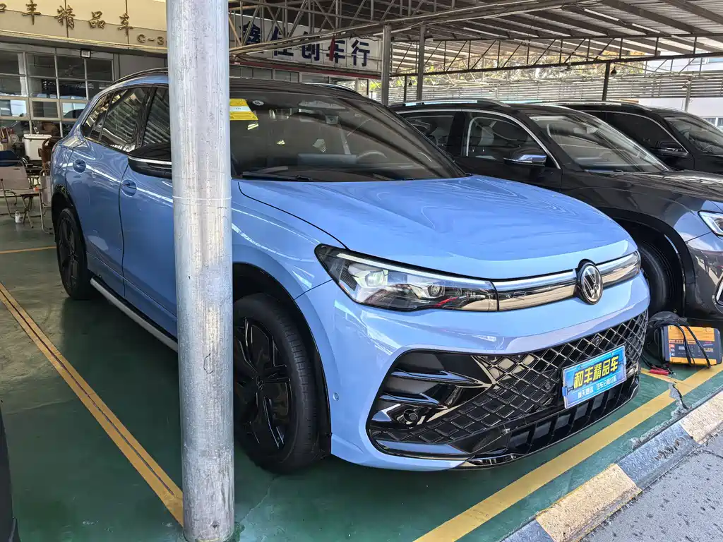 Tiguan L 2024 PRO 380TSI four-wheel drive R-Line Zhizun Edition купить на сайте DeffCars