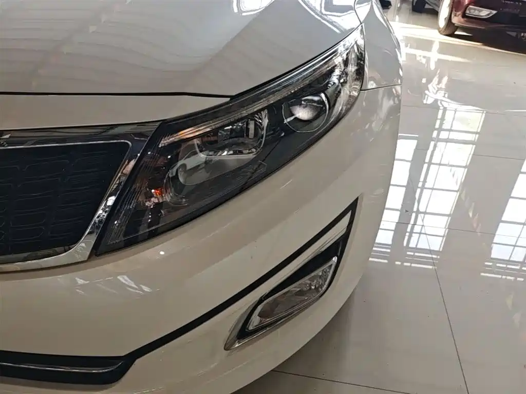 Kia K5 2015 2.0L automatic GL купить на сайте DeffCars