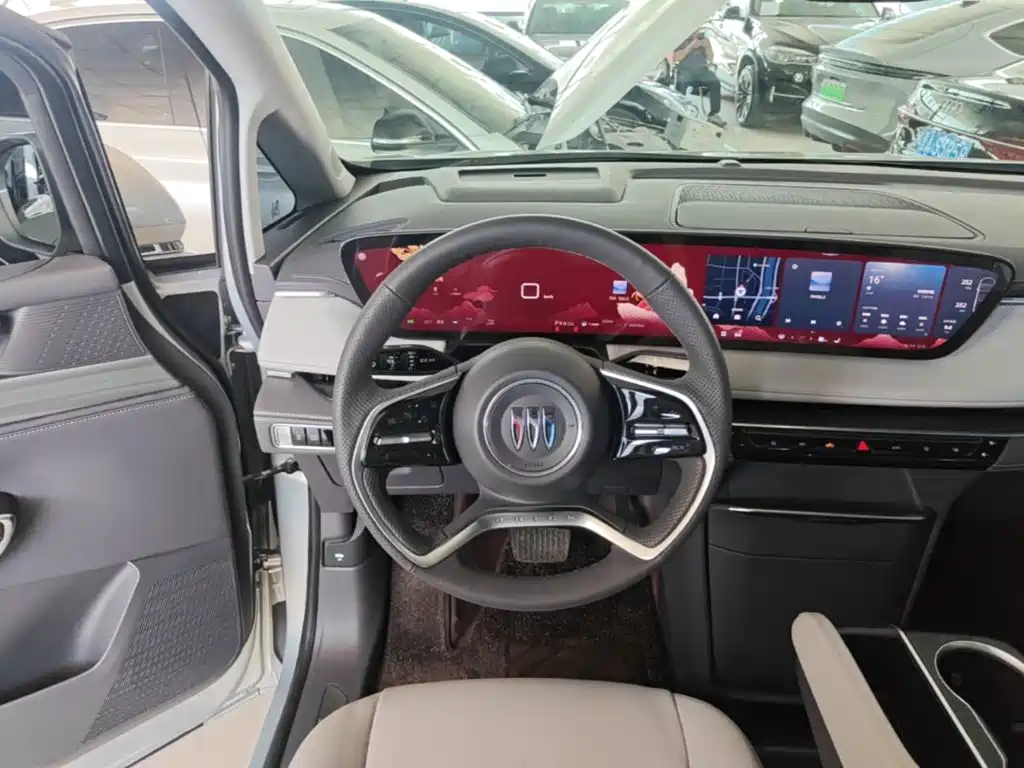 Buick GL8 2025 Lu Zun Smart Edition купить на сайте DeffCars