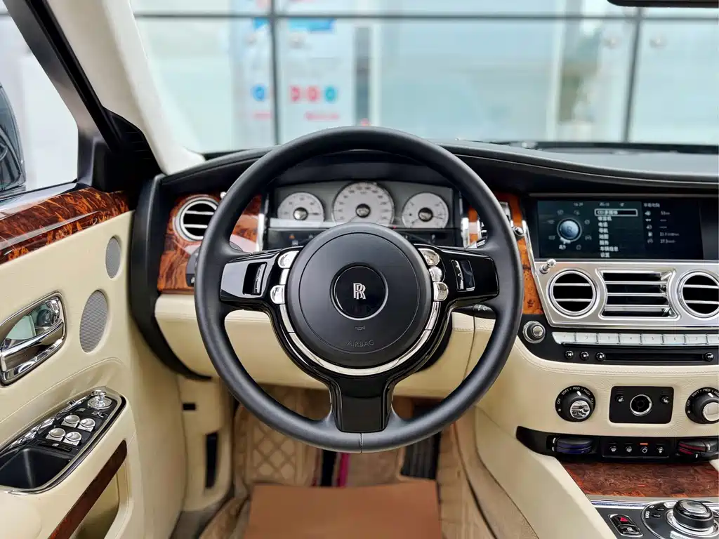 Ghost 2010 6.6T Standard Edition купить на сайте DeffCars