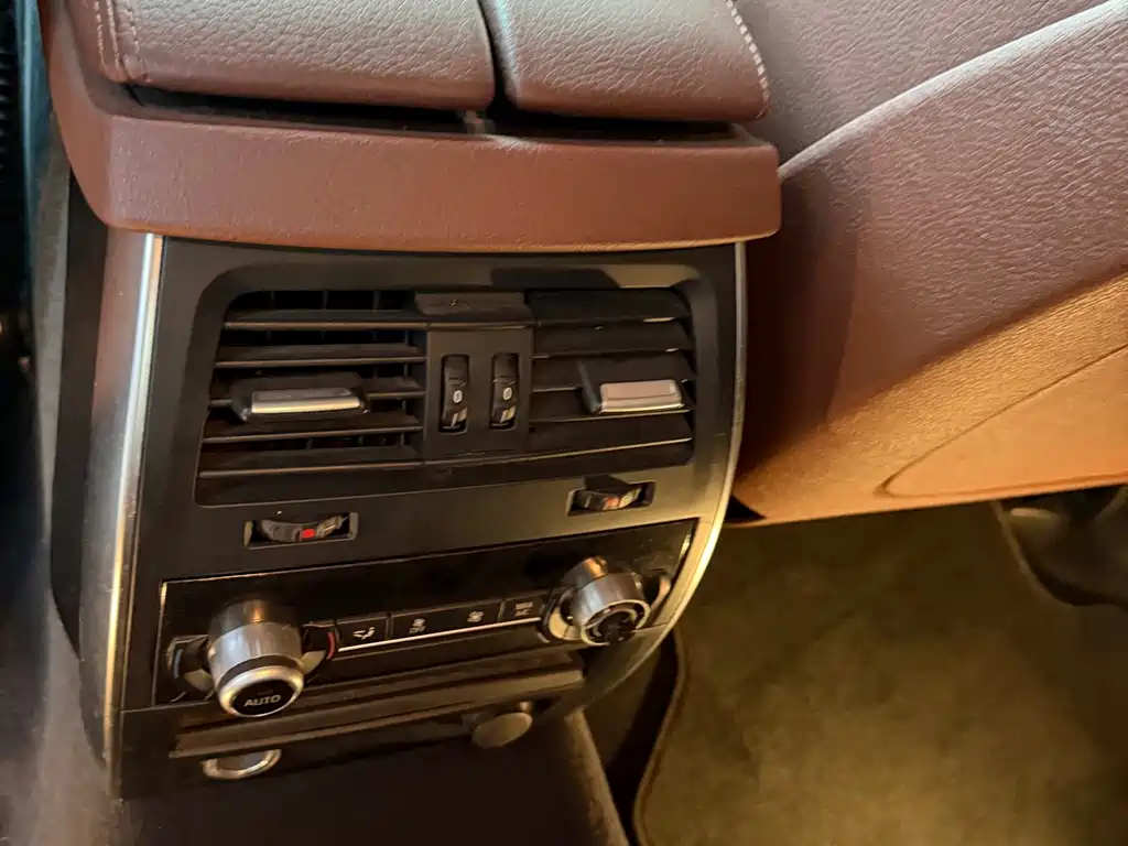 BMW 5 Series GT 2014 535i Leading Model купить на сайте DeffCars