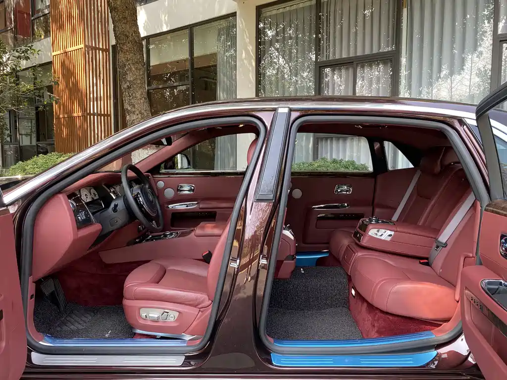 Ghost 2015 Series II Extended Edition купить на сайте DeffCars