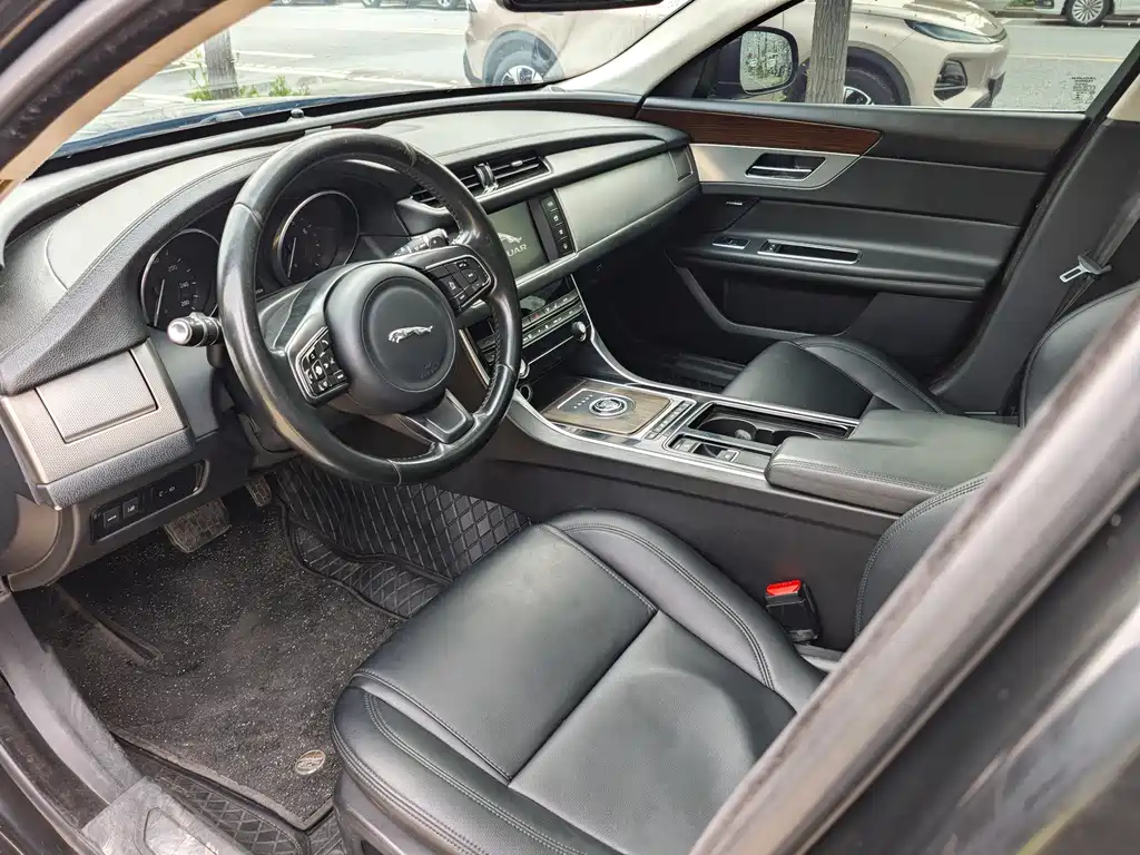 Jaguar XFL 2017 XFL 2.0T 200PS Elite Edition купить на сайте DeffCars