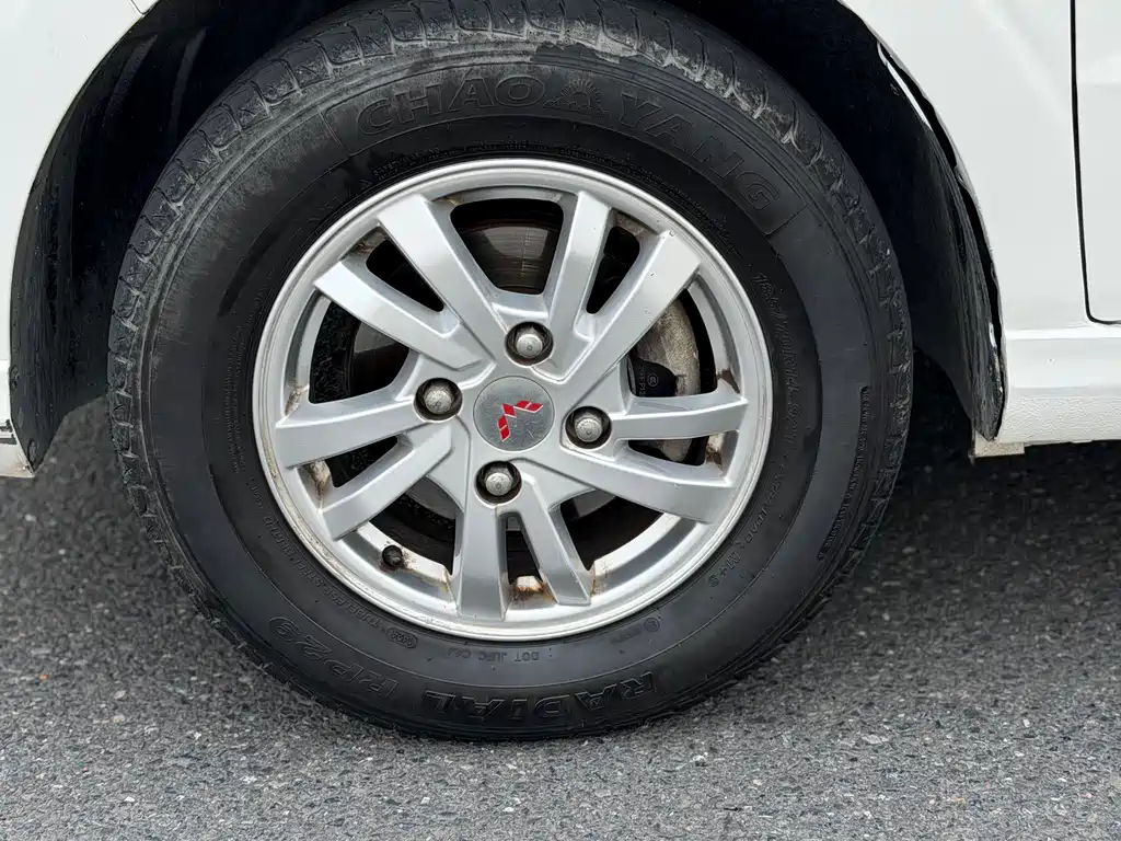 Wuling Hongguang 2019 1.5L S basic model National VI LAR купить на сайте DeffCars