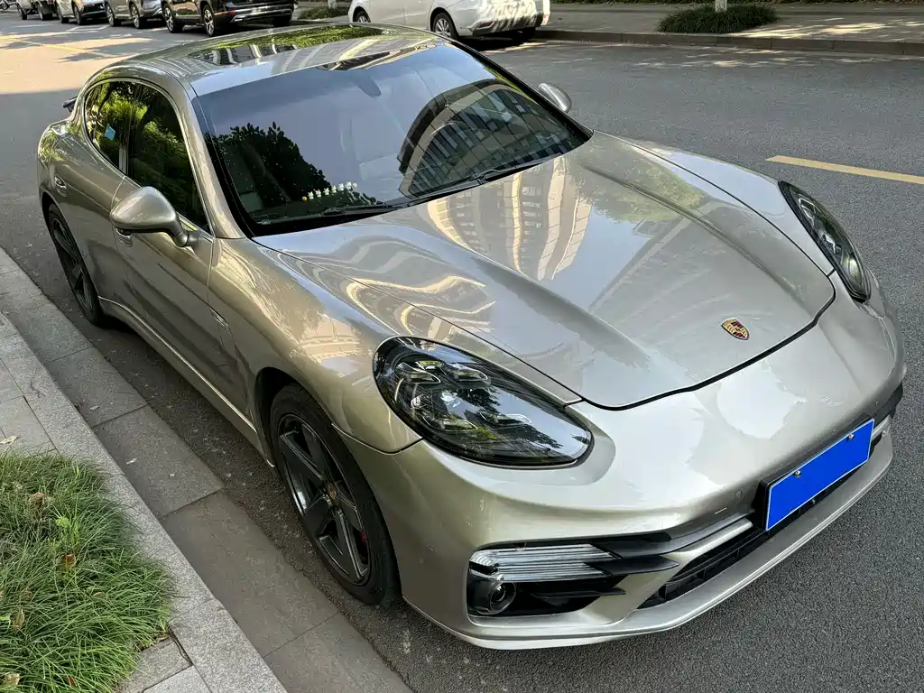 Panamera 2010 Panamera Turbo 4.8T купить на сайте DeffCars