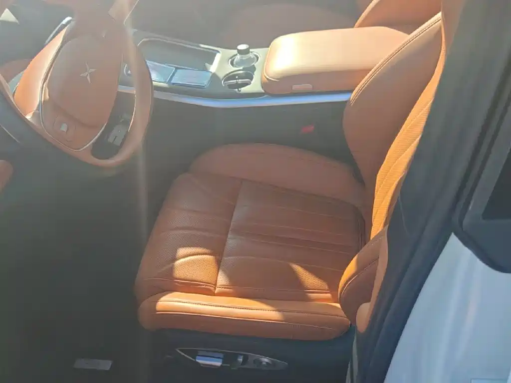 Xpeng G9 2025 model 625 long battery life Max купить на сайте DeffCars