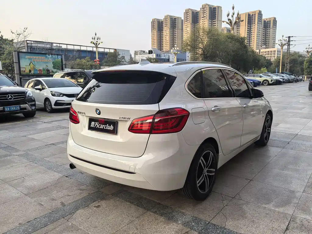 BMW 2 Series Touring 2016 218i Sports Design Package купить на сайте DeffCars
