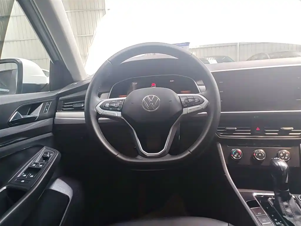 Bora 2024 200TSI DSG Changxing Edition купить на сайте DeffCars