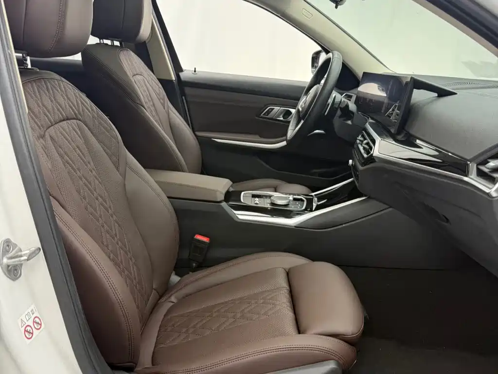BMW 3 Series 2023 320Li M Sports Package купить на сайте DeffCars