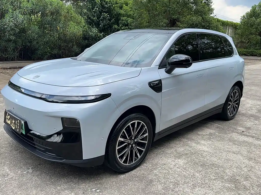 B10 2025 510 Delight Edition купить на сайте DeffCars