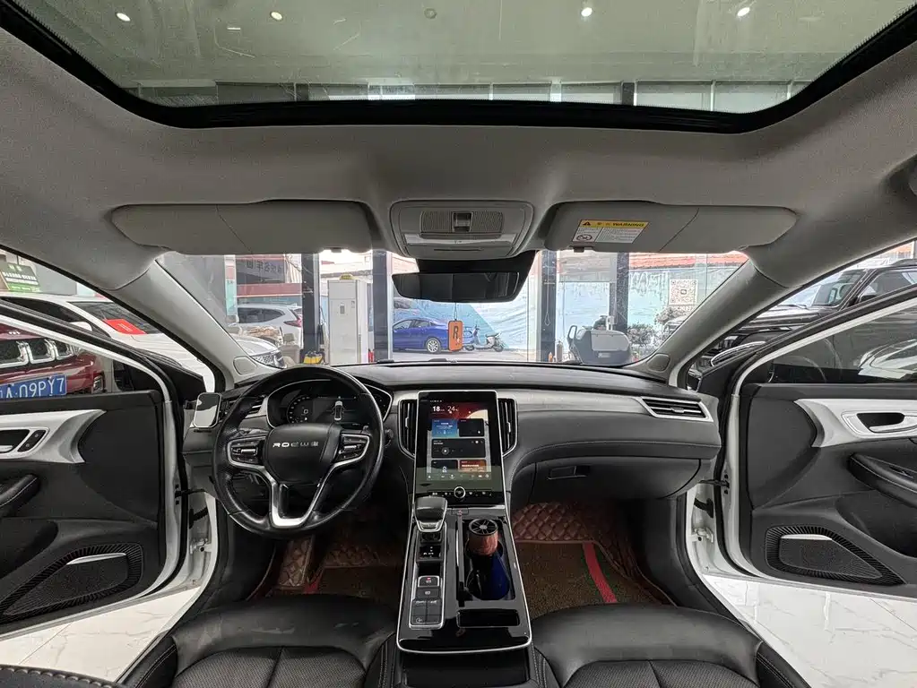 Roewe i6 MAX 2020 300TGI automatic cool smart driving version купить на сайте DeffCars