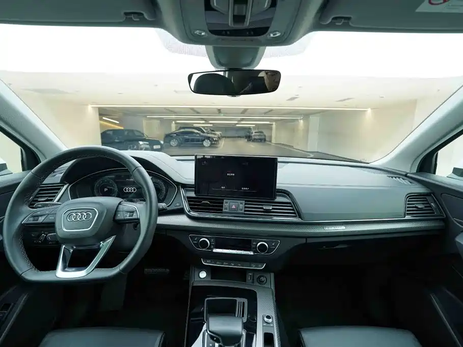 Audi Q5L 2021 40 TFSI luxury and dynamic model купить на сайте DeffCars