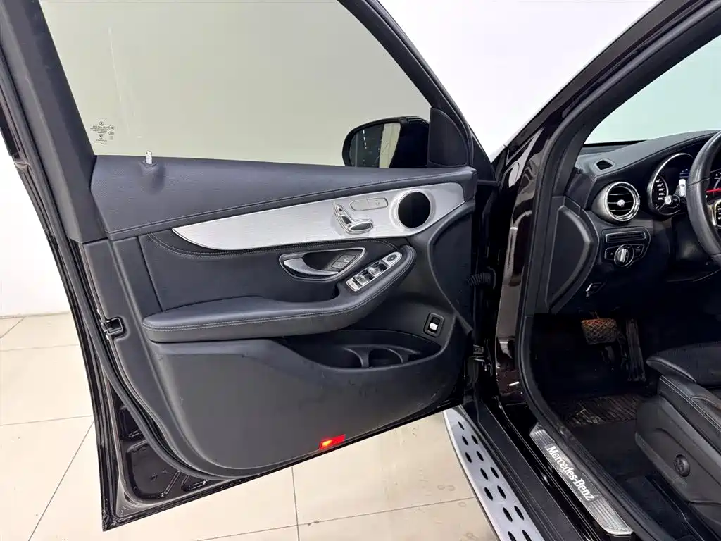 Mercedes-Benz GLC 2020 facelift GLC 260 L 4MATIC dynamic купить на сайте DeffCars
