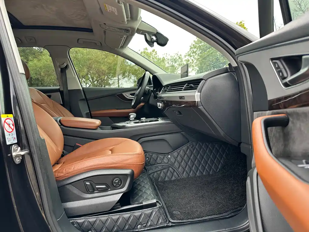 Audi Q7 2019 55 TFSI Technology купить на сайте DeffCars